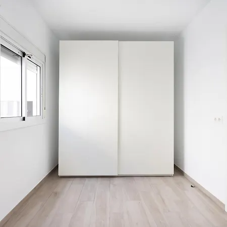 Stylish Urban In Cruz, Plaza Militar Santa Cruz de Tenerife